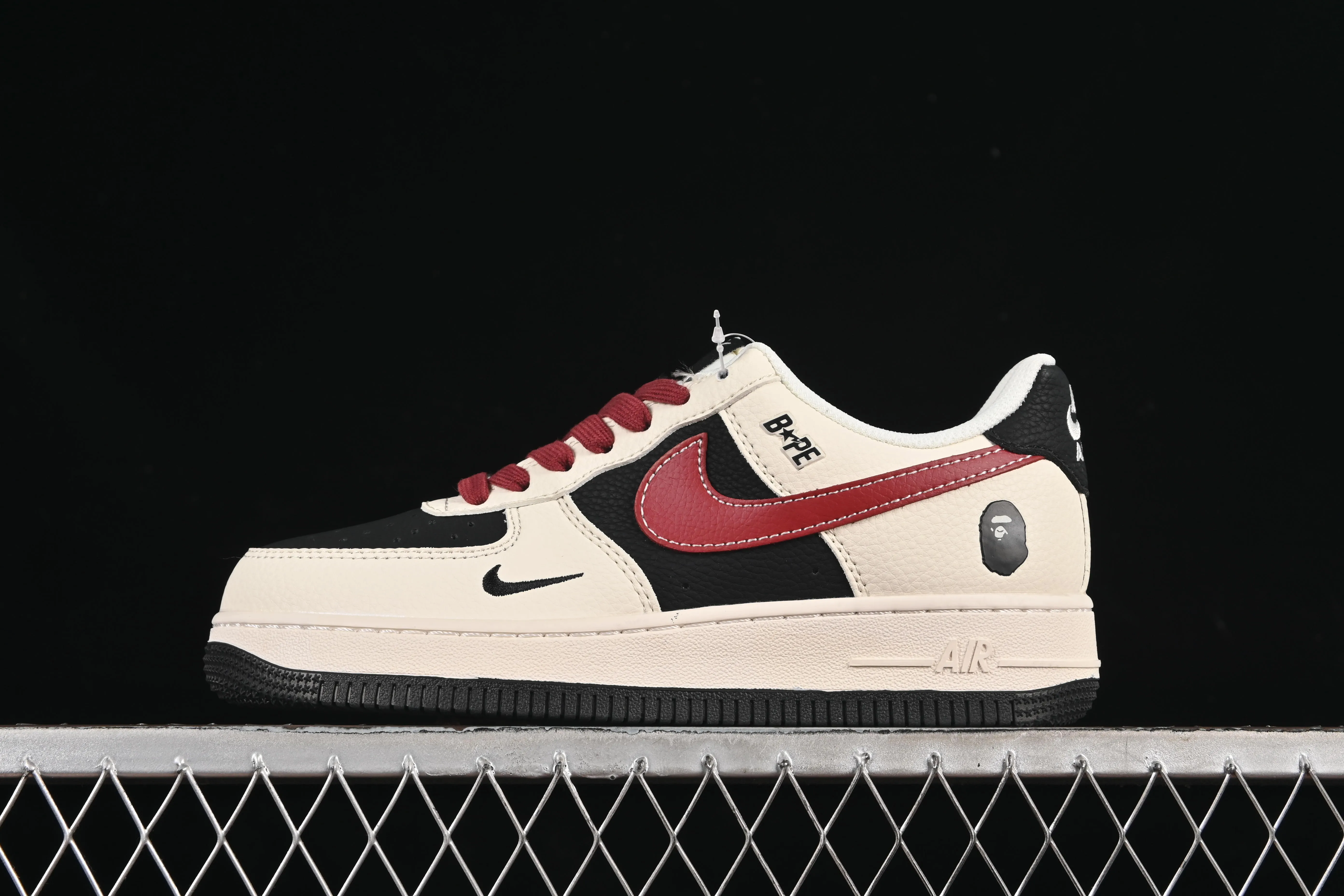 All categories Nk Air Force 1 Air Force series Nk Air Force 1 Low Air Force low-top Nike Air Force 1'07 Low Bape co-branded beige and burgundy Air Force 1 low-top casual sneakers QW5836-007